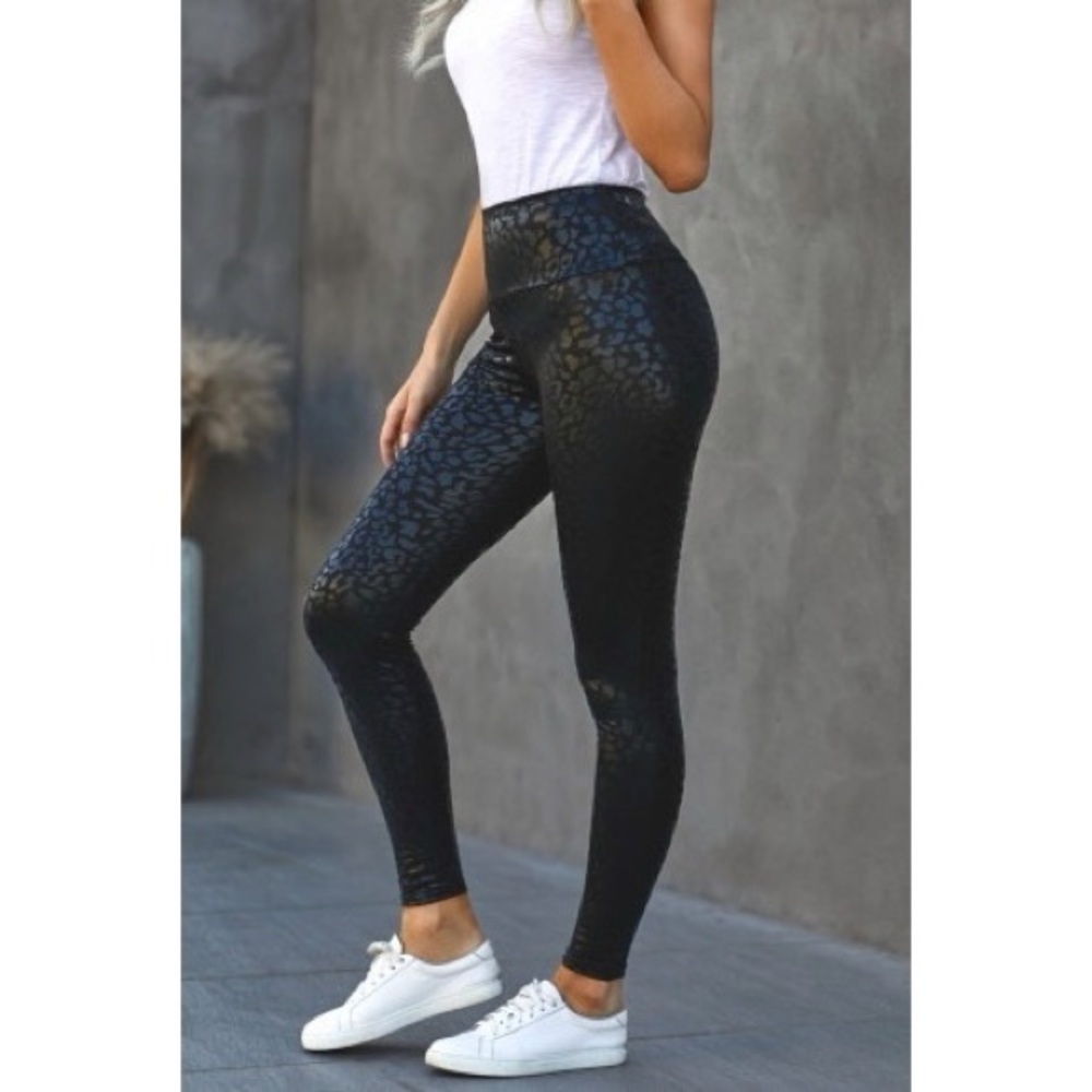 Black Shiny Leopard Print Textured Leggings - Picture 5 of 6